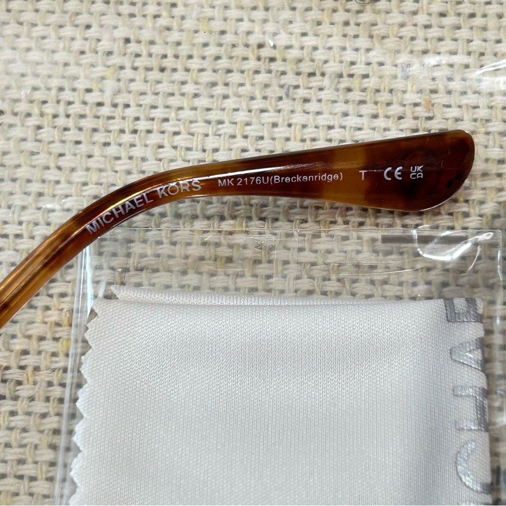 NEW MICHAEL KORS Breckenridge Round Tinted Sunglasses MK2176U Marigold Tortoise - Picture 9 of 9